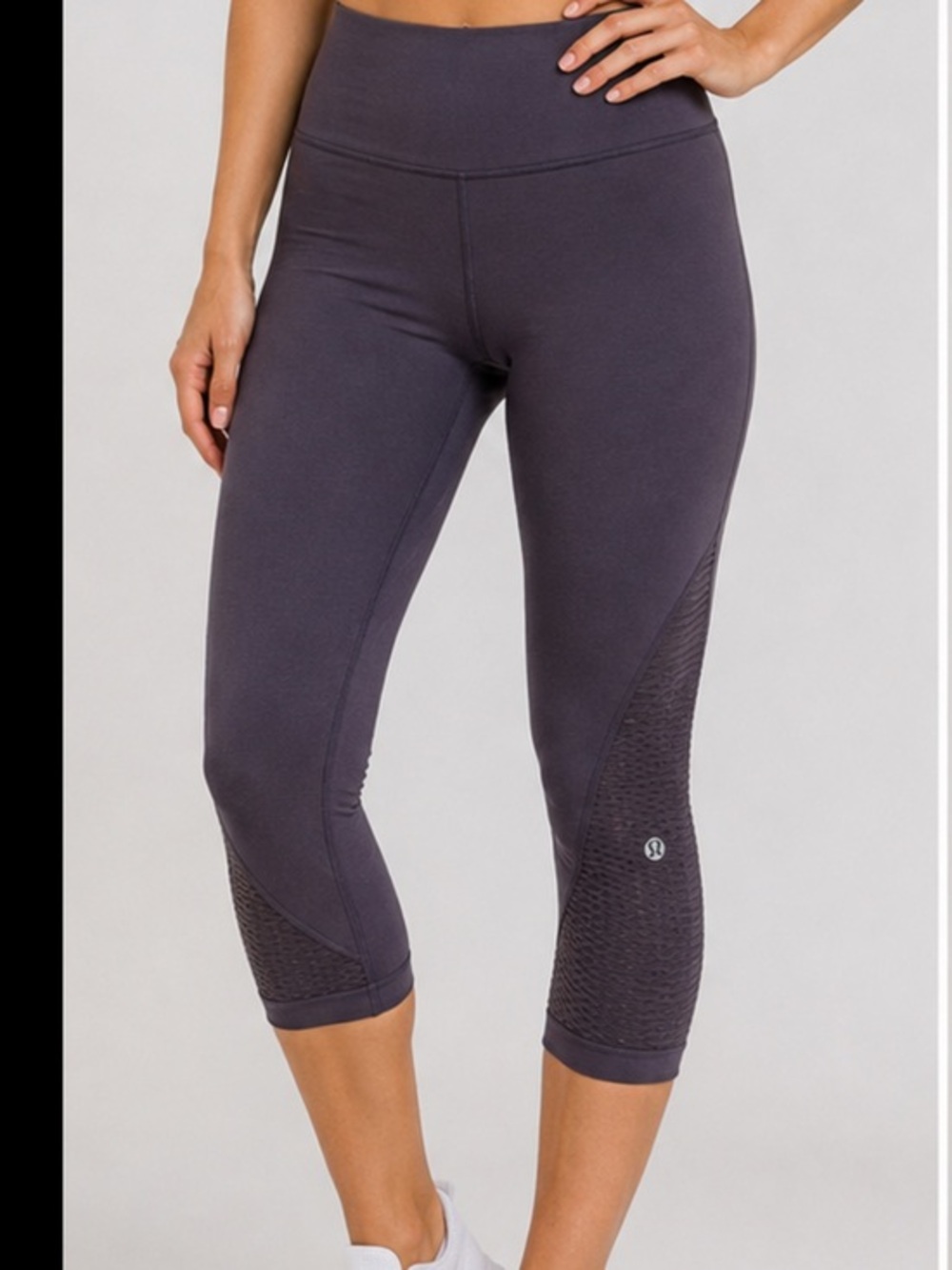 Lululemon Charcoal Purple Cropped Capri Athletic Leggings Size 4